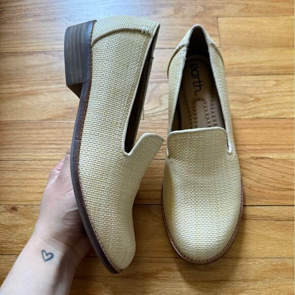 earth | Edna Round Toe Casual Slip-on Flat Loafers - Picture 6 of 8